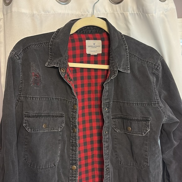 American Eagle Distressed Denim Jacket lined with Plaid Flannel Oversized Fit - Picture 14 of 14